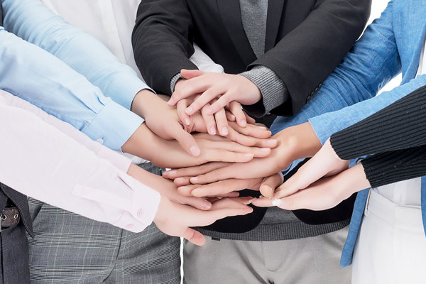 變革中的企業(yè)如何對(duì)待持不同態(tài)度的人？