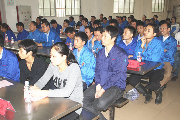 2012年3月1日，潔麗管理升級動員大會召開