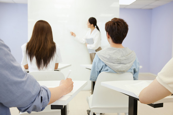 人才梯隊建設：培養(yǎng)儲備，確保企業(yè)持續(xù)發(fā)展