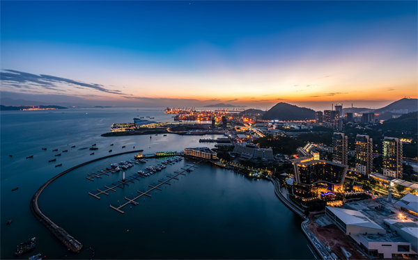 深圳管理咨詢精準(zhǔn)定位企業(yè)痛點(diǎn)，實(shí)現(xiàn)高效轉(zhuǎn)型！