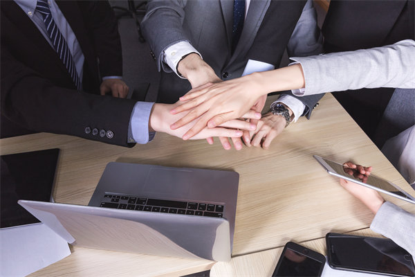 跨部門溝通與協作：企業(yè)管理中的挑戰(zhàn)與解決方案？