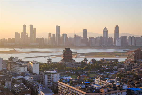 南昌本土管理咨詢公司如何打造差異化服務(wù)，贏得市場(chǎng)認(rèn)可？