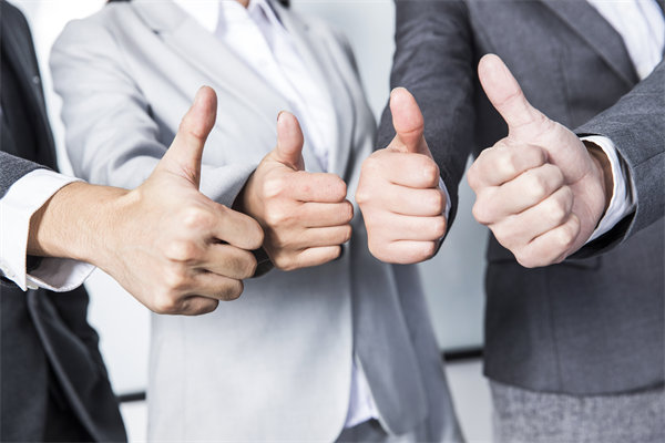 如何平衡員工個人績效與企業(yè)整體目標，實現(xiàn)雙贏？