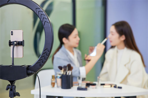 營銷咨詢公司的全球化服務(wù)如何助企業(yè)開拓國際市場？