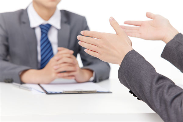 揭秘！看看企業(yè)高級(jí)HR是如何玩轉(zhuǎn)人才爭奪大戰(zhàn)的？