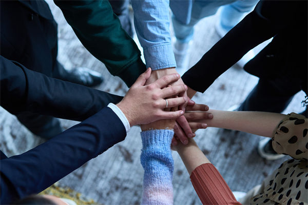 企業(yè)要求員工不結(jié)婚就離職？組織規(guī)劃管理怎么看？