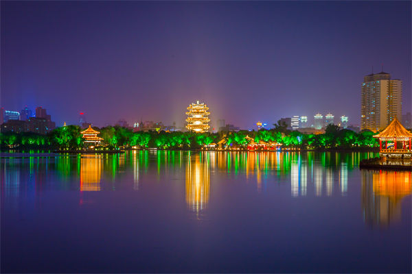 營銷轉(zhuǎn)化率低迷？濟(jì)南營銷咨詢公司如何精準(zhǔn)打通獲客變現(xiàn)鏈路？