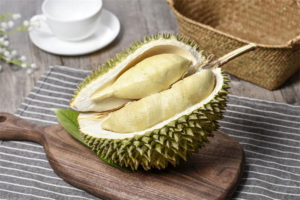 榴蓮價(jià)格暴跌50%，有人買了50箱，預(yù)算管理怎么看？