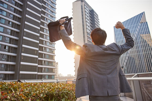 企業(yè)文化分析：為什么越來(lái)越多年輕人愛(ài)上丑娃娃？