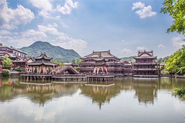 制造業(yè)管理分析：短劇基地狂飆，誰是下一個(gè)橫店？