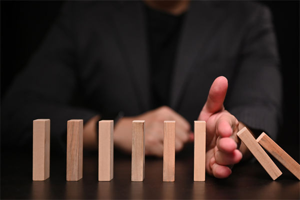 市場(chǎng)競(jìng)爭(zhēng)日趨激烈，戰(zhàn)略規(guī)劃如何協(xié)助構(gòu)建護(hù)城河？